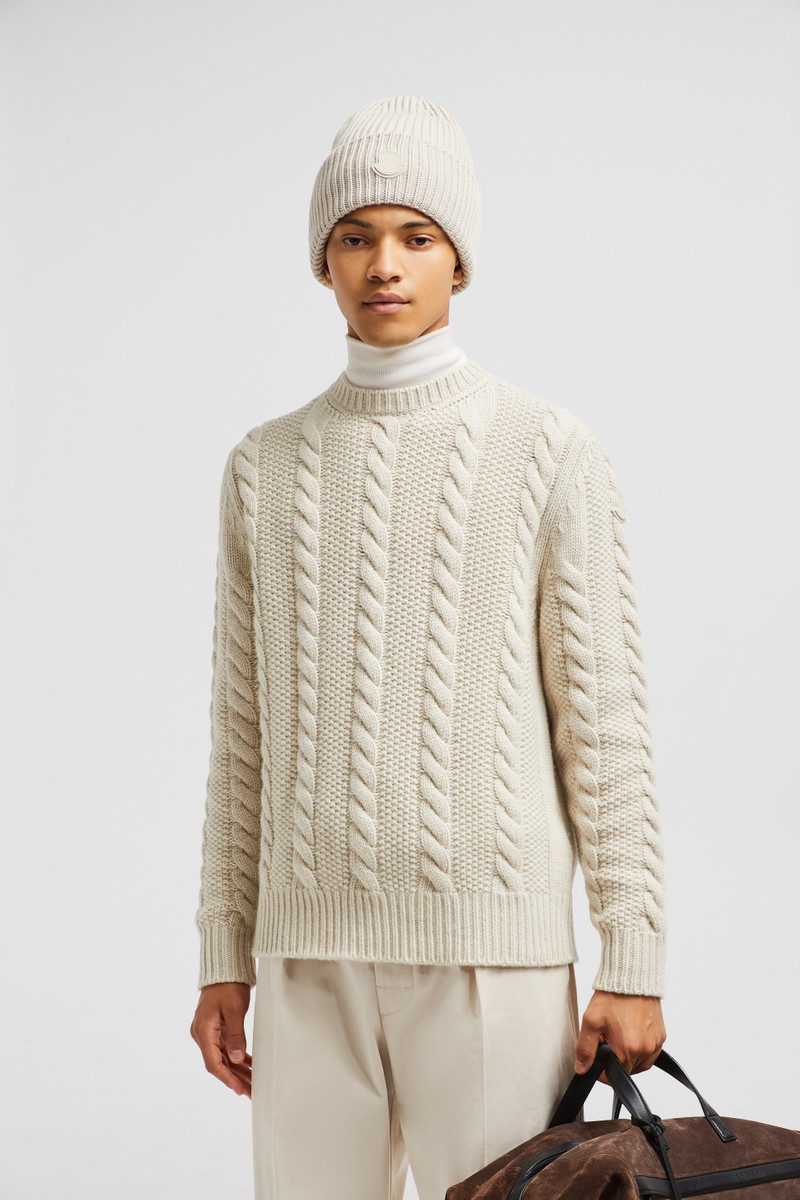 Moncler Wool & Cashmere Sweater outlook
