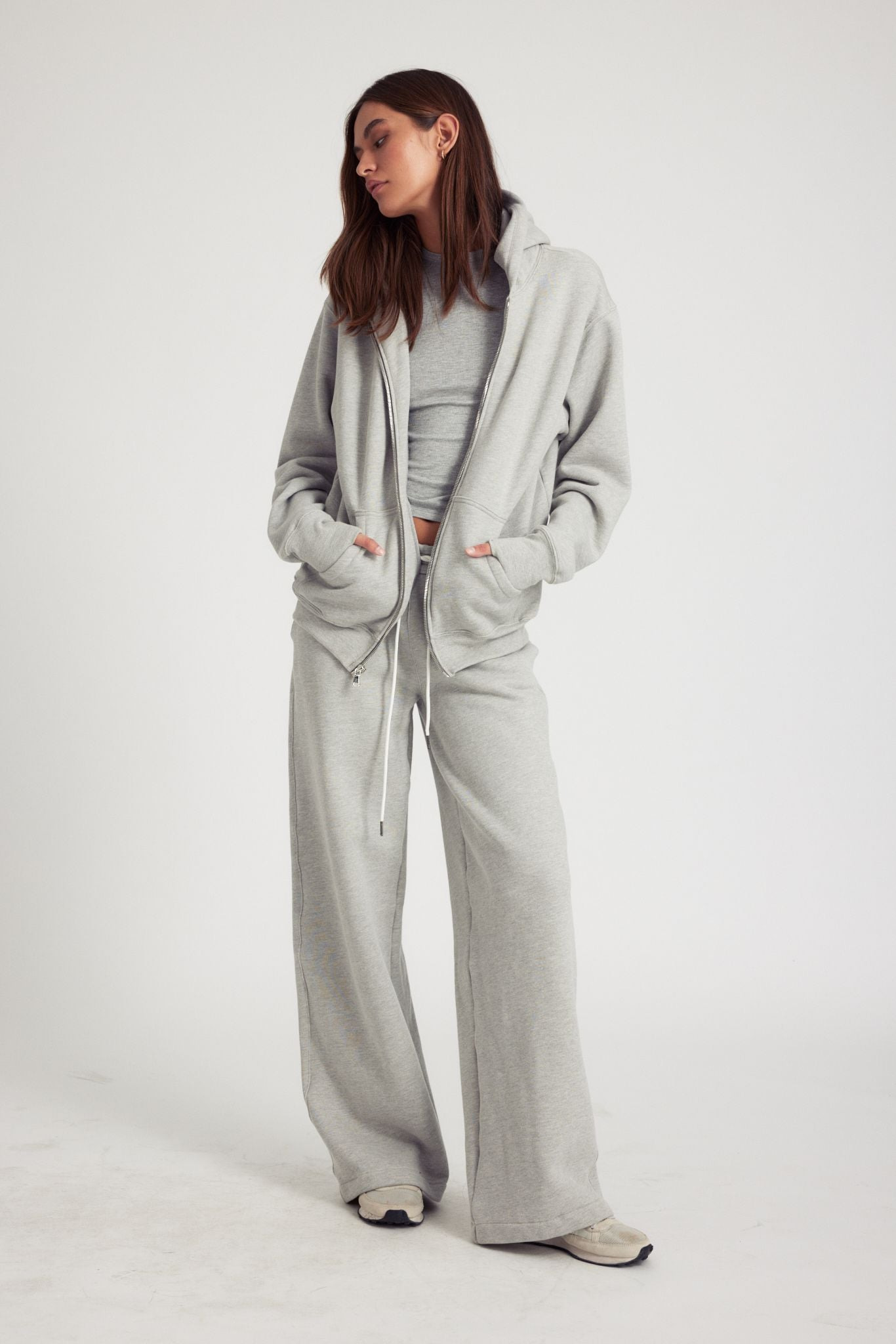 HEATHER GREY ZIP UP HOODIE - 3