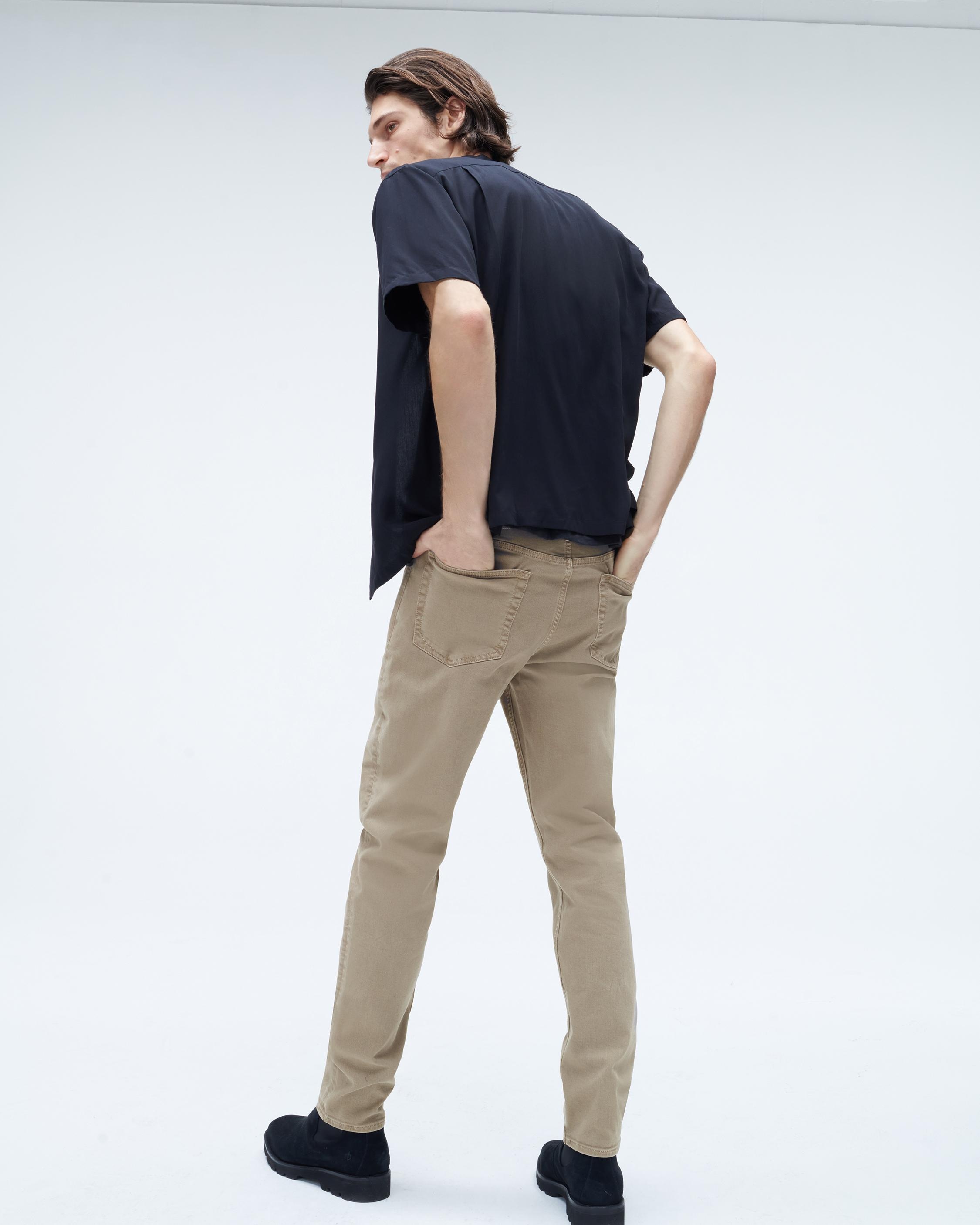 Fit 2 - Dark Taupe
Slim Fit Aero Stretch Jean - 4