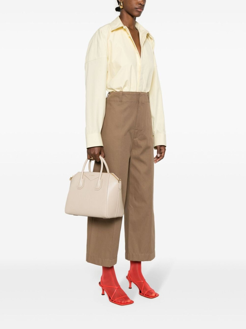 Givenchy small Antigona leather bag outlook