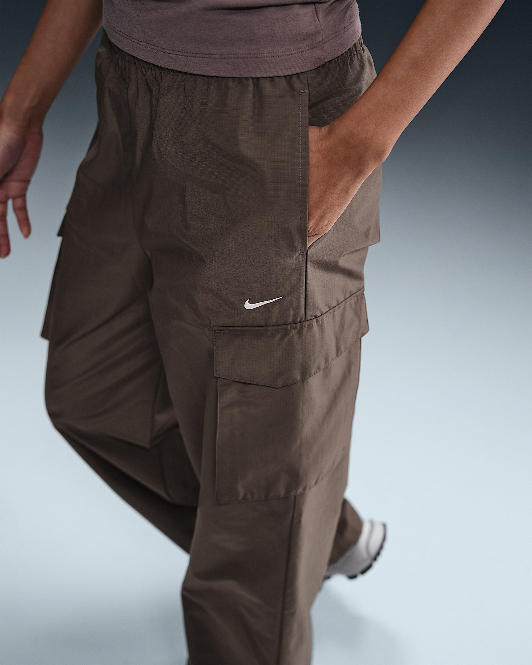 Nike Sportswear Everything Wovens Women's Mid-Rise Cargo Pants - 5