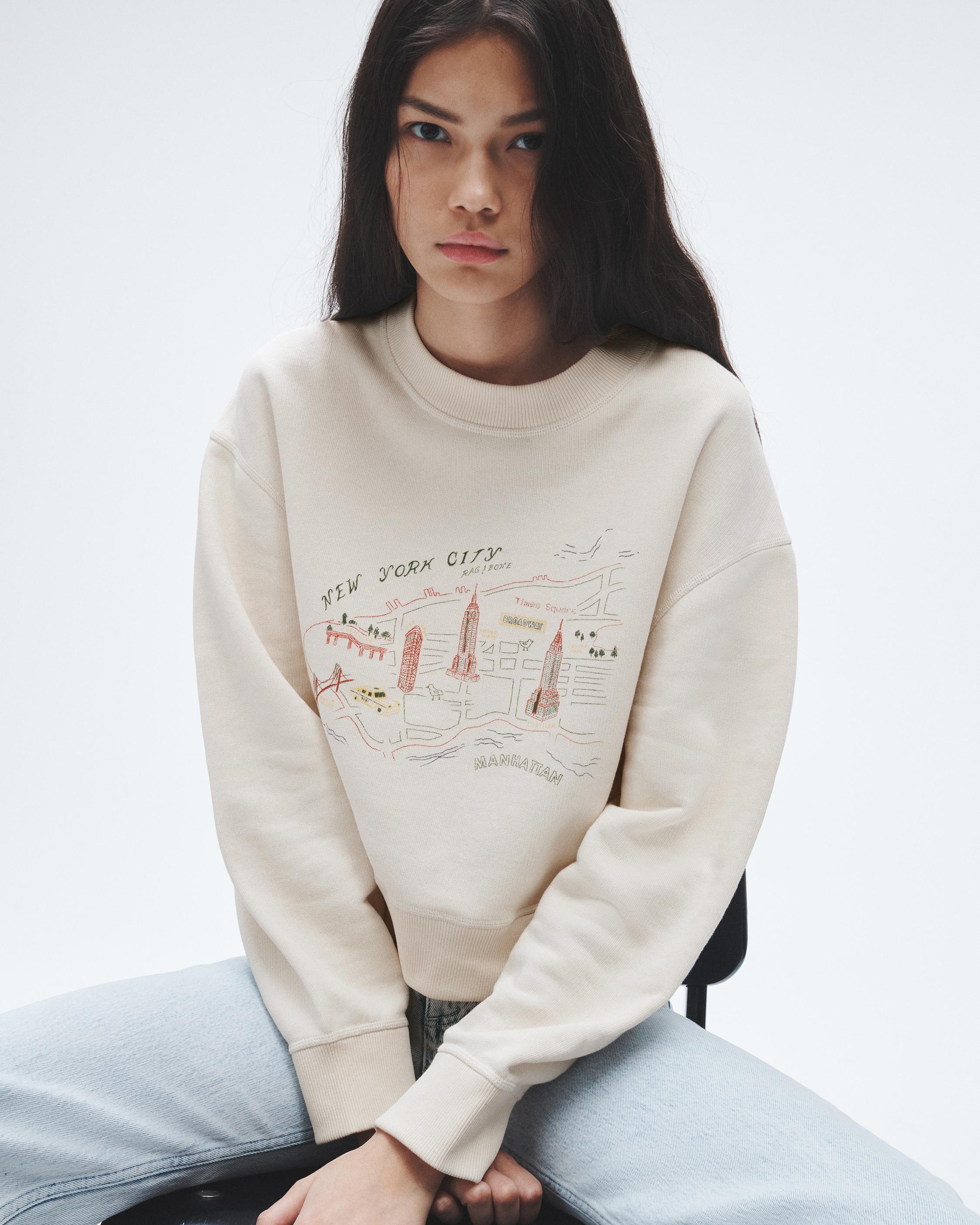 Vintage Terry Tourist Sweatshirt
Relaxed Fit Sweatshirt - 7