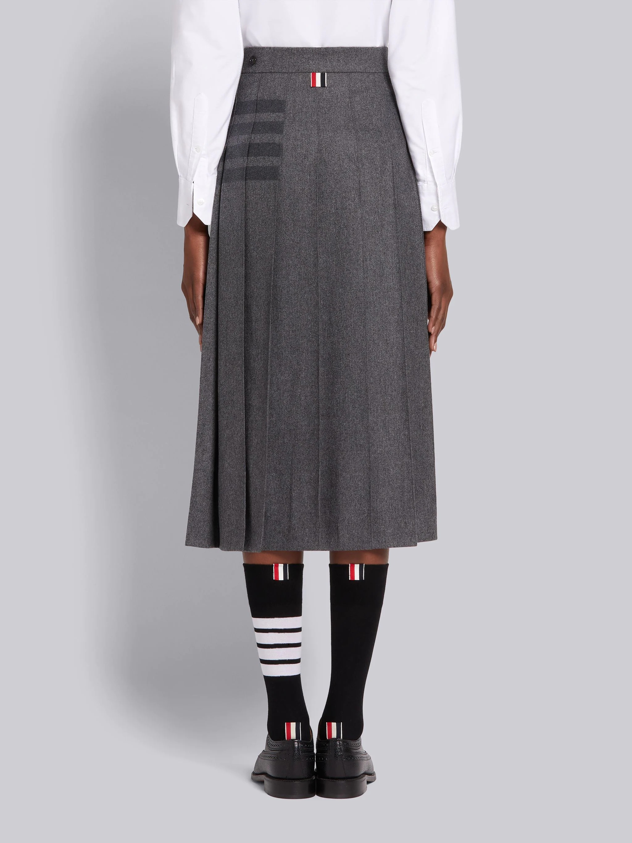 Medium Grey Wool Cashmere Flannel Below the Knee Length Pleated 4-Bar Skirt - 3