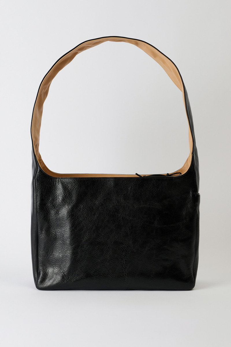 Grande Brick Bag Deep Black Leather 4
