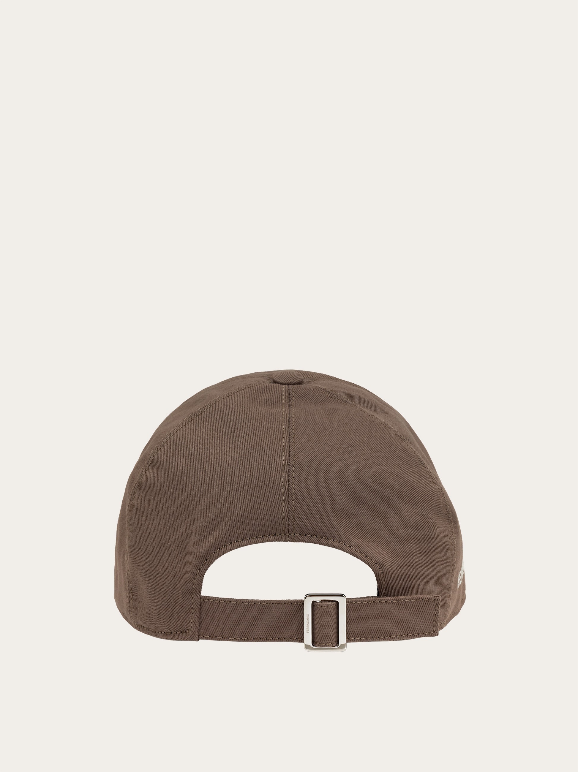 Baseball cap with logo - 2