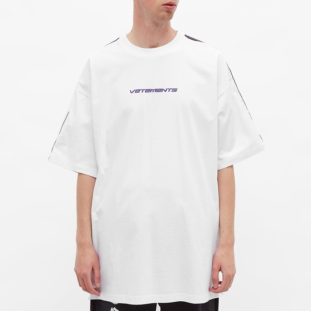 VETEMENTS Logo Taped Oversized Tee - 5