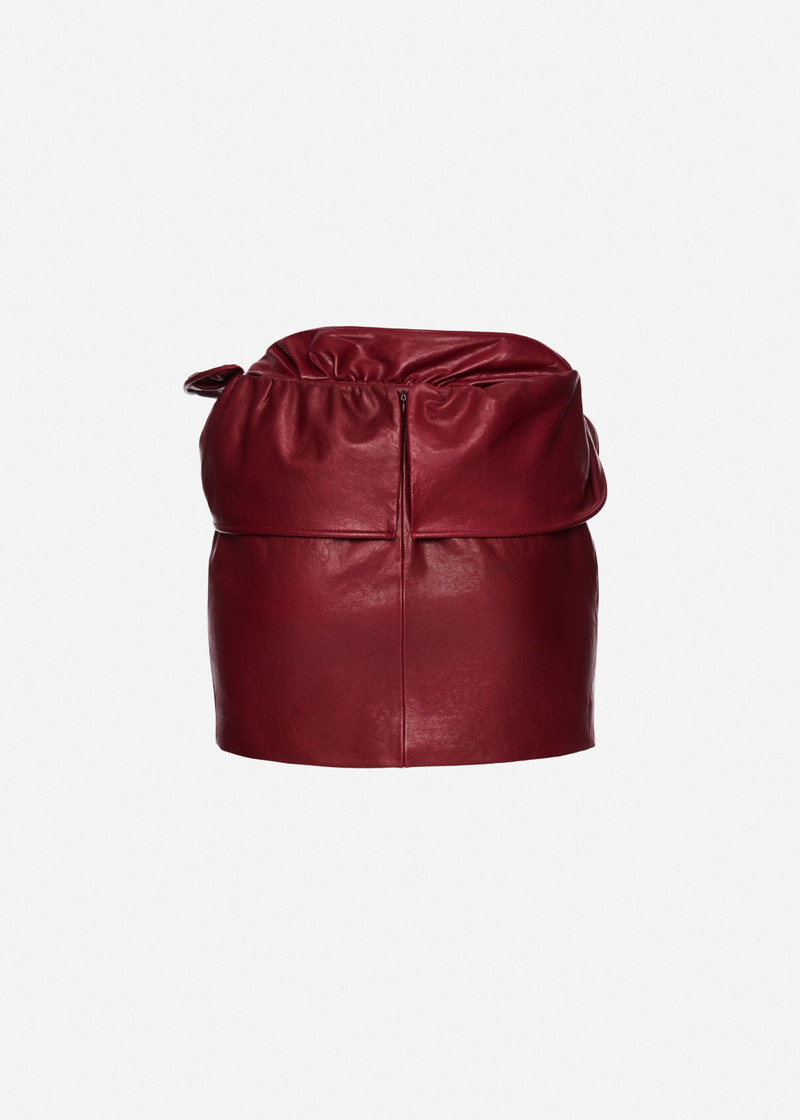 Mini leather skirt with hand-twisted flower detail in cherry red 2