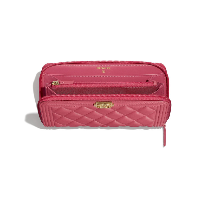 BOY CHANEL Long Zipped Wallet 3