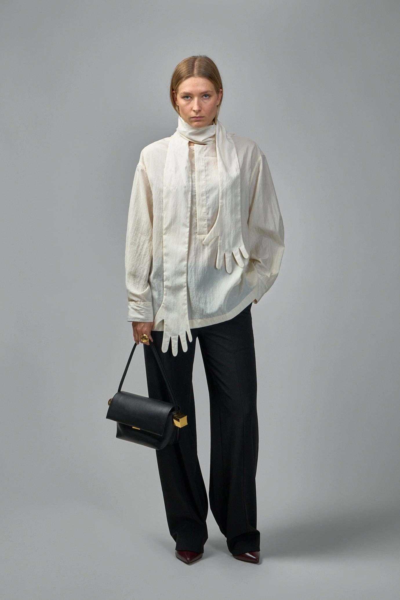 Shirt With Gloves Detail - 5