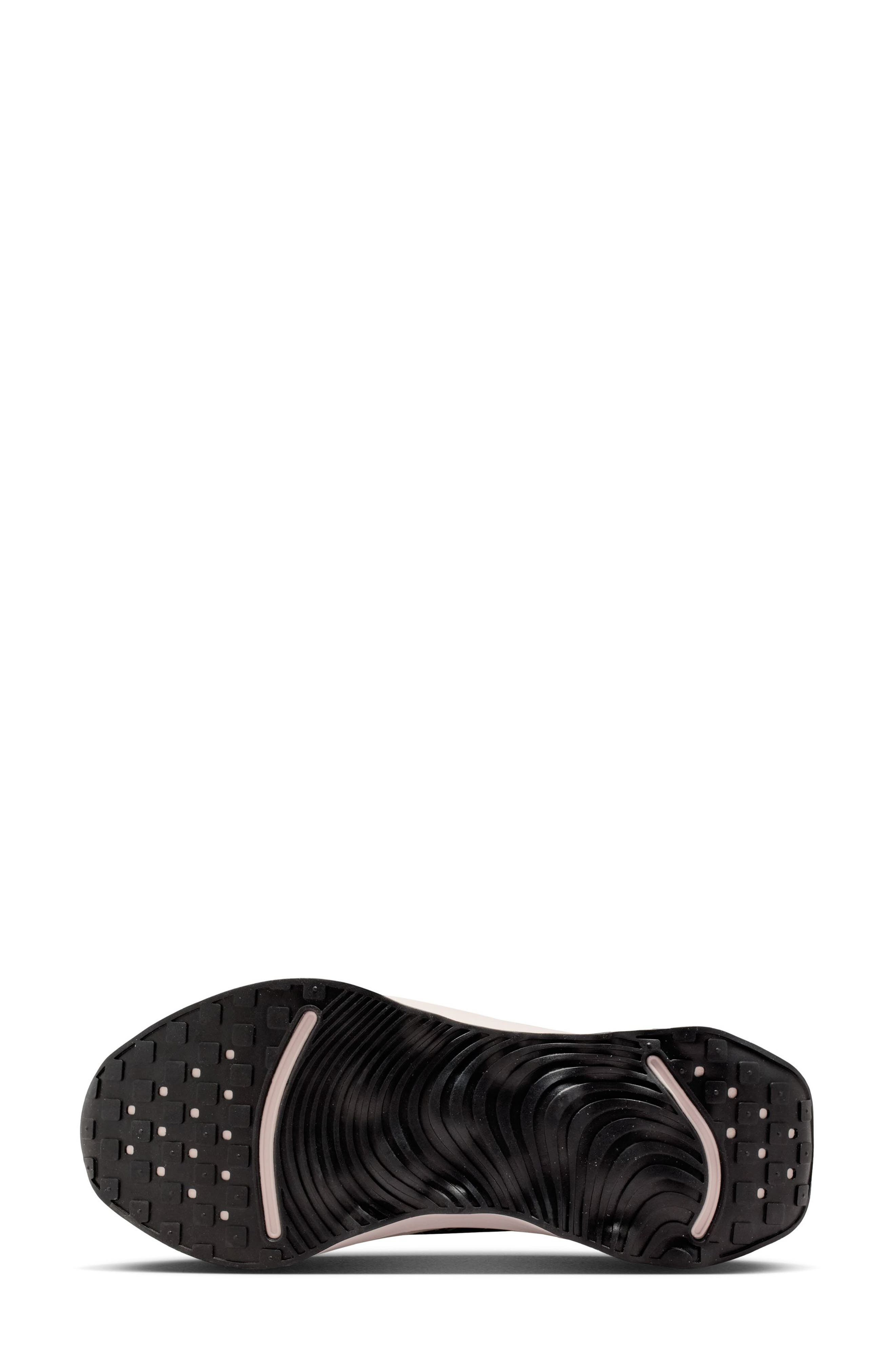 Nike Motiva SE Walking Sneaker in 001 Black/m Silv at Nordstrom - 4