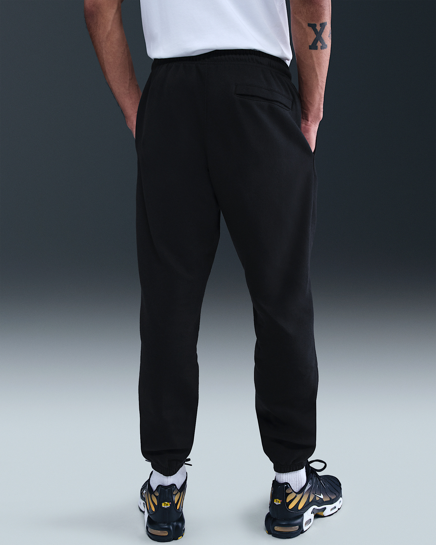 Nike Club Men's Cuffed Brushed Fleece Pants - 3