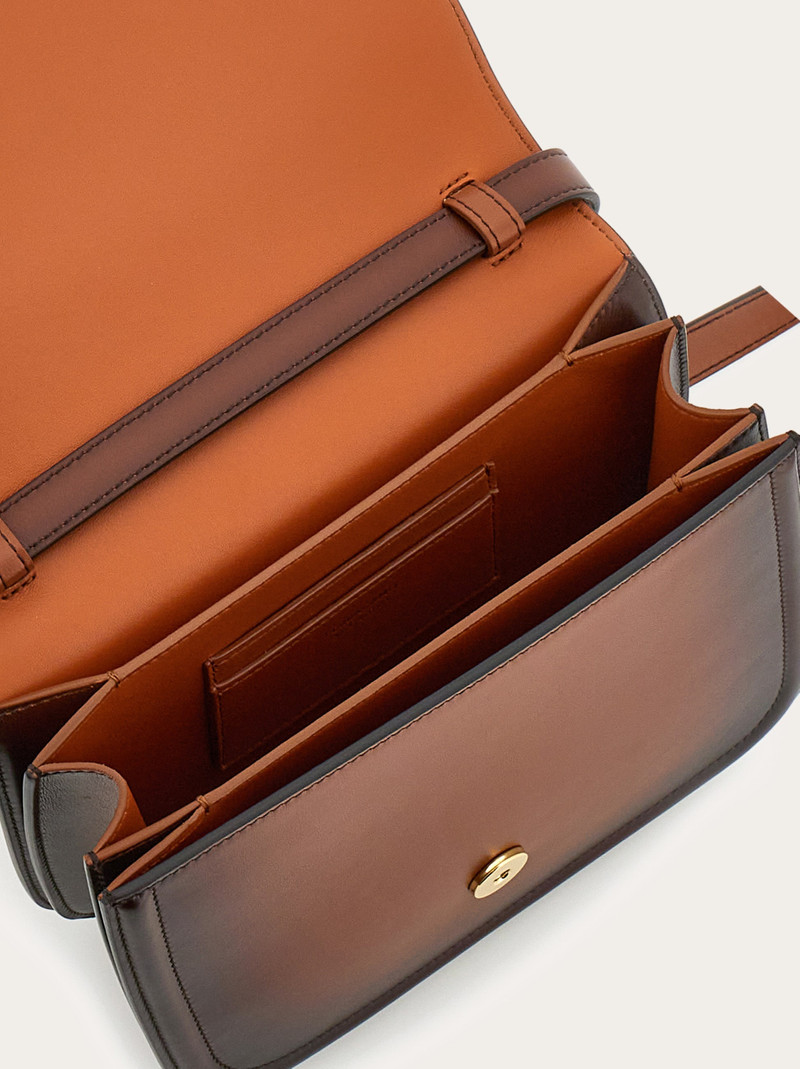 Fiamma crossbody bag (M) 5