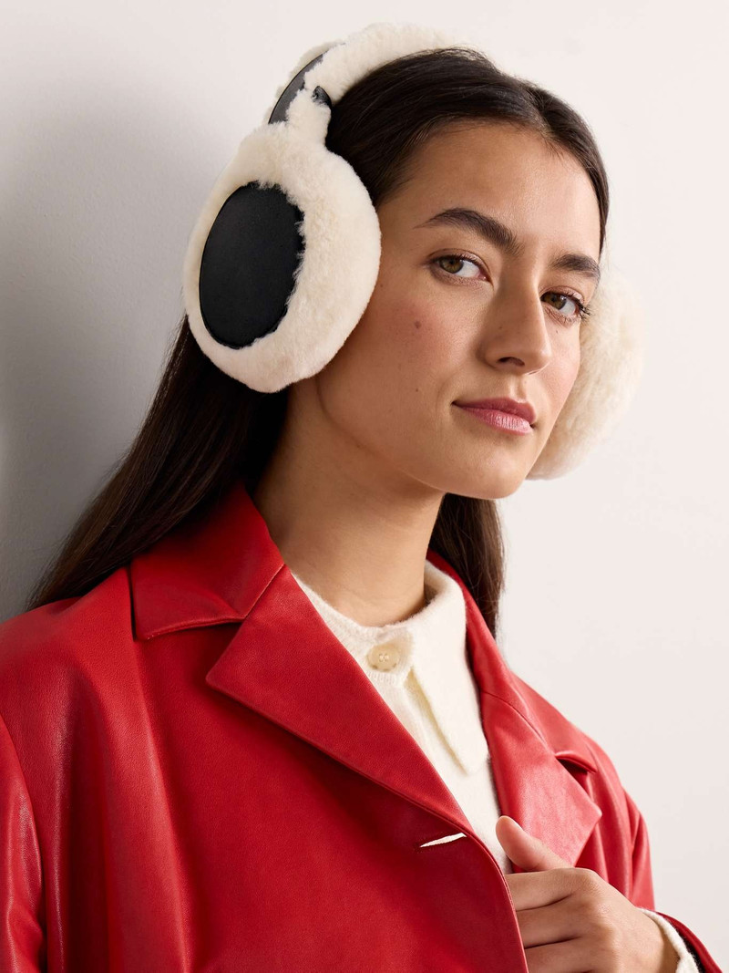 Yves Salomon Shearling earmuffs Black outlook