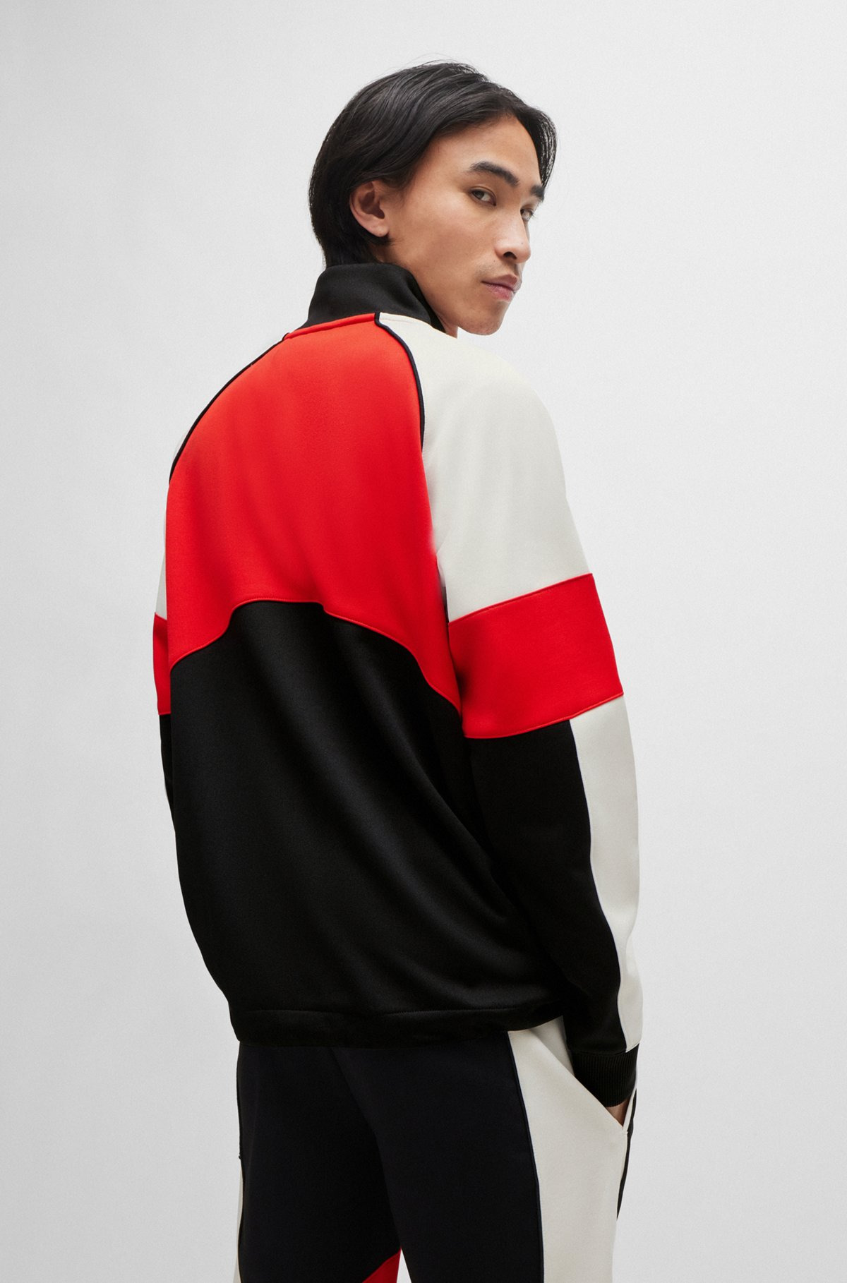 COLOR-BLOCKED SWEATSHIRT WITH RACING-INSPIRED LOGO BADGE - 5