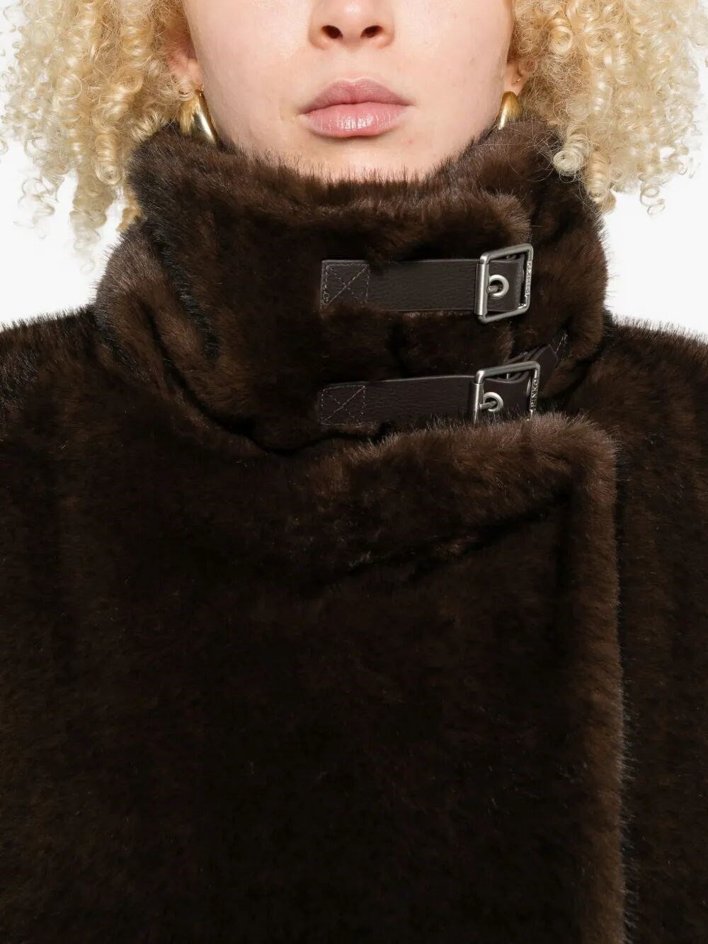 `Comodino` Faux Fur Cape - 3