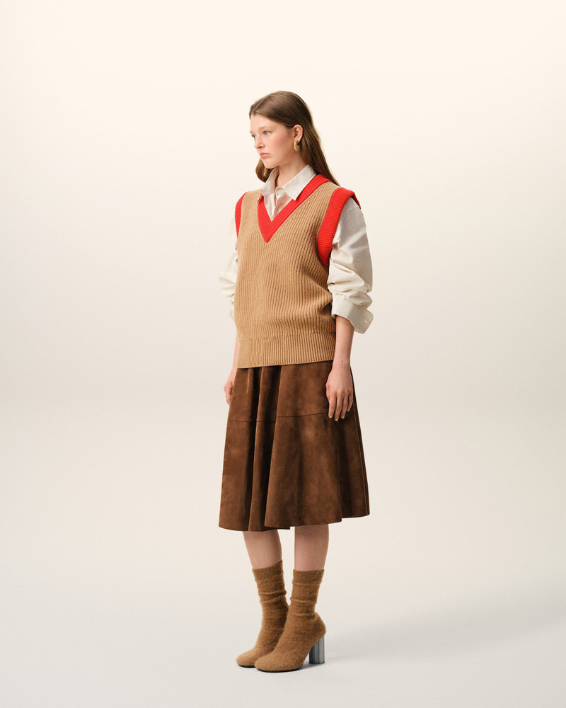BROWN WOOL SLEEVELESS V NECK SWEATER 6