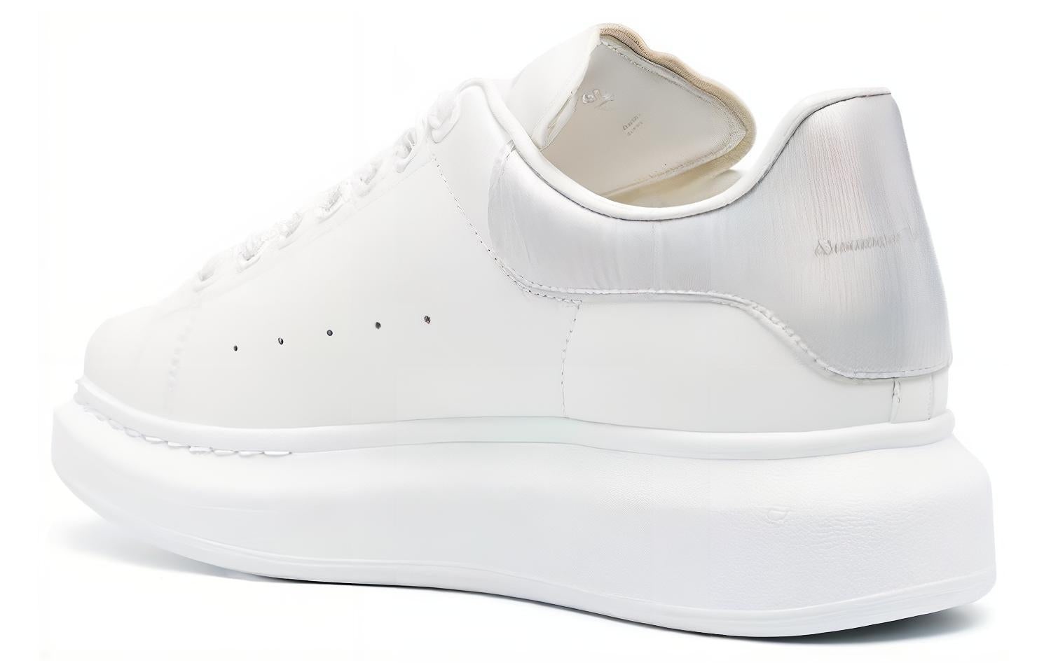 (WMNS) Alexander McQueen Oversized Sneakers 'Silver White' 781742WIEE99071 - 3