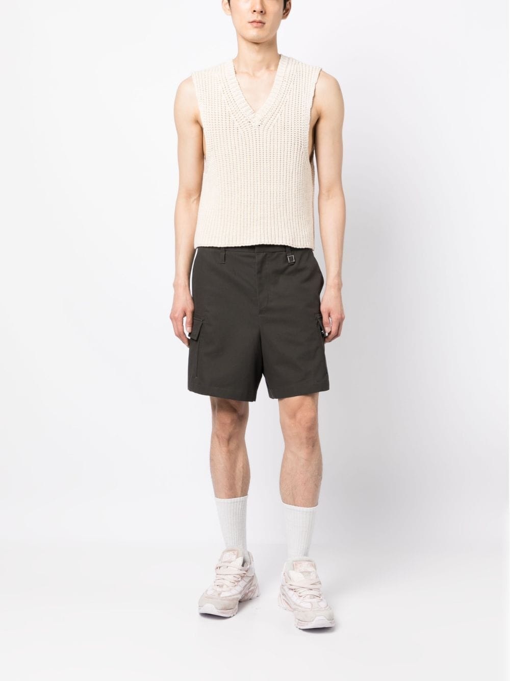 multi-pocket tailored shorts - 2