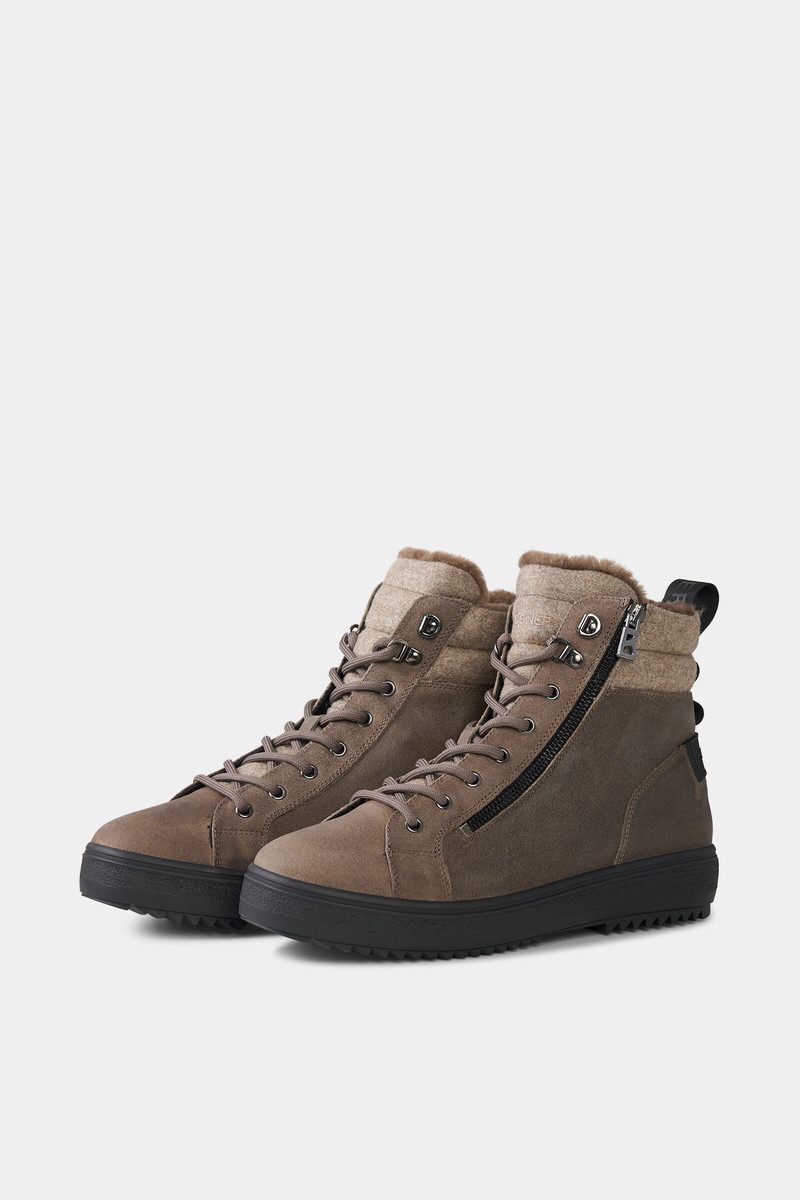 Mid Boots Anchorage with spikes in Taupe 3
