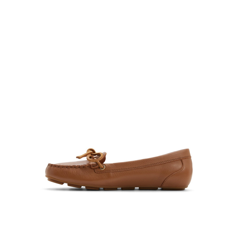 SPERRY Bow Driver Loafer outlook