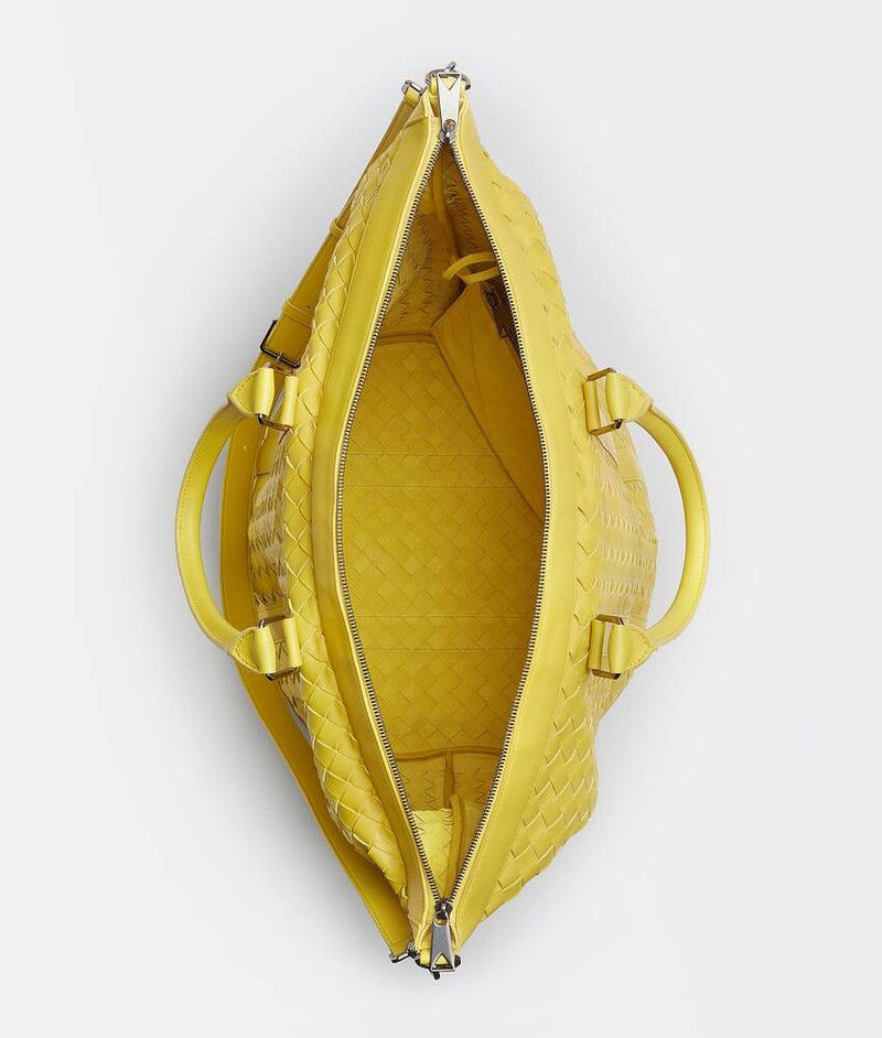 Bottega Veneta classic intrecciato outlook