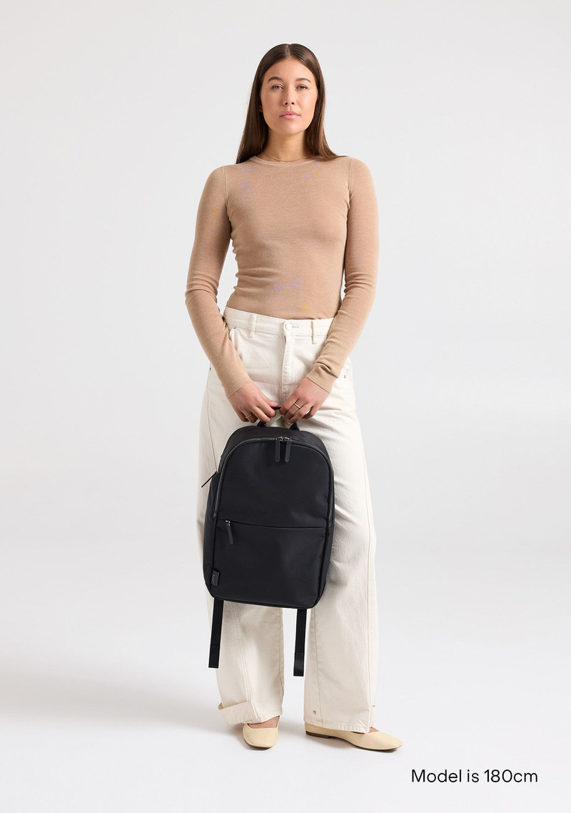 Carry All Backpack 20L 4