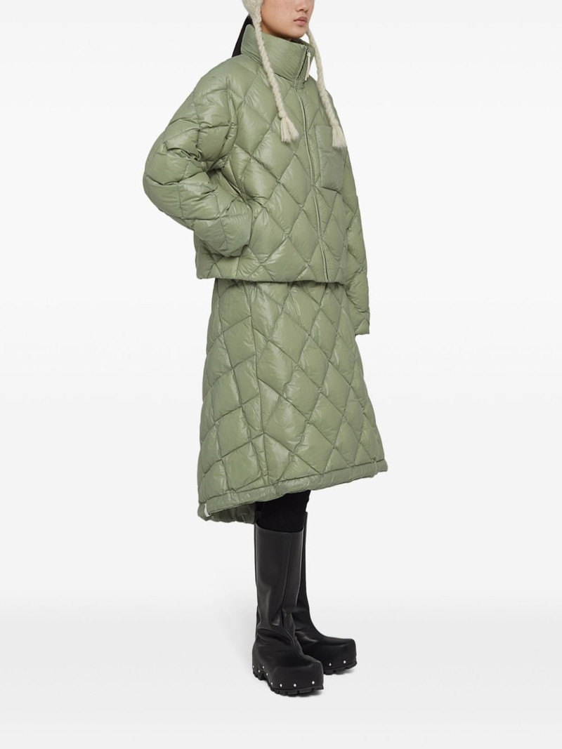 diamond-quilted puffer jacket 3