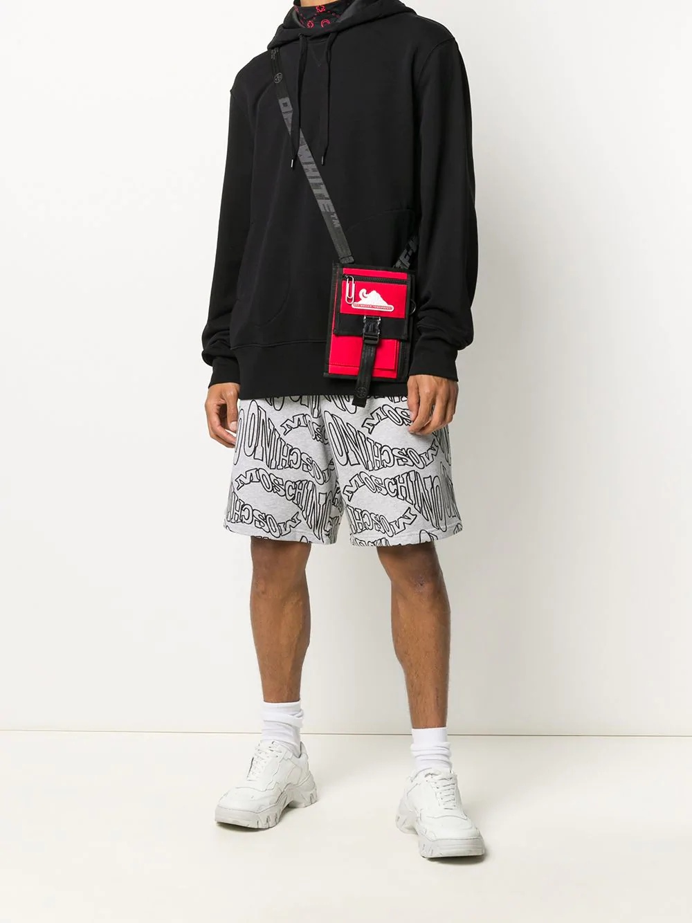 logo print track shorts - 2