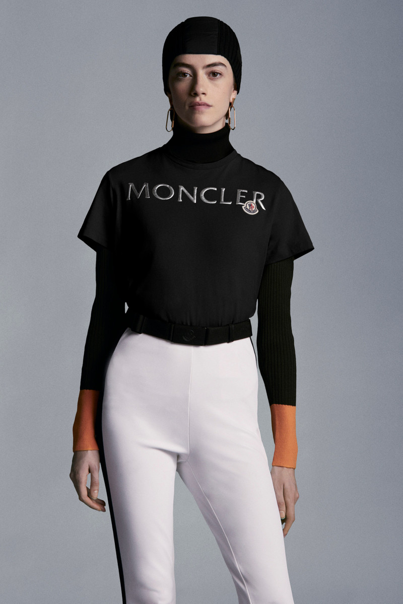 T-Shirt With 3D Graphic 3