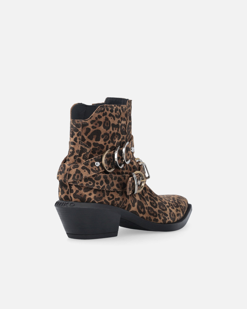 COWBOY BOOTS WITH STUDS AND ANIMAL PRINT 3