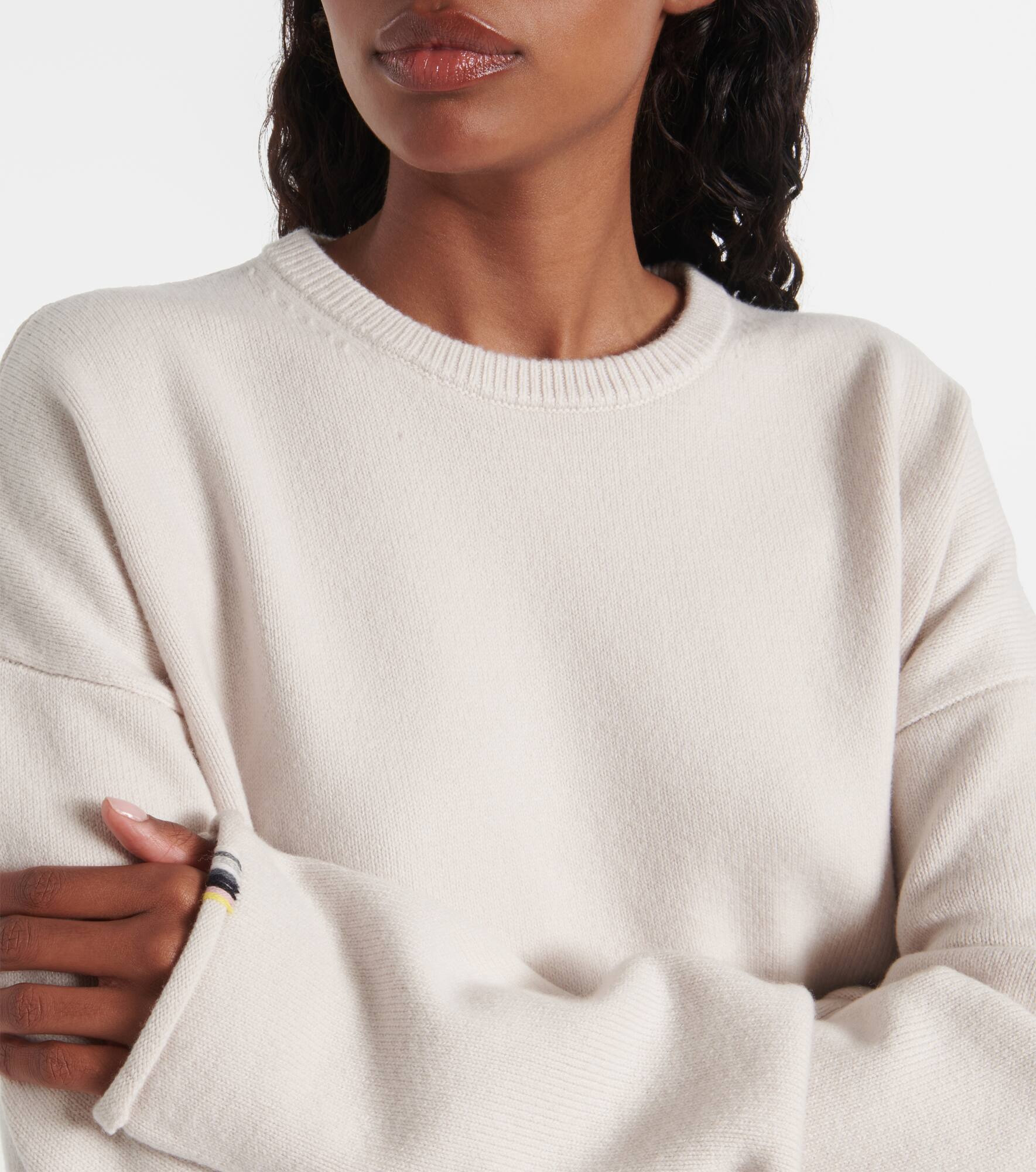 Comfy cashmere-blend sweater - 4