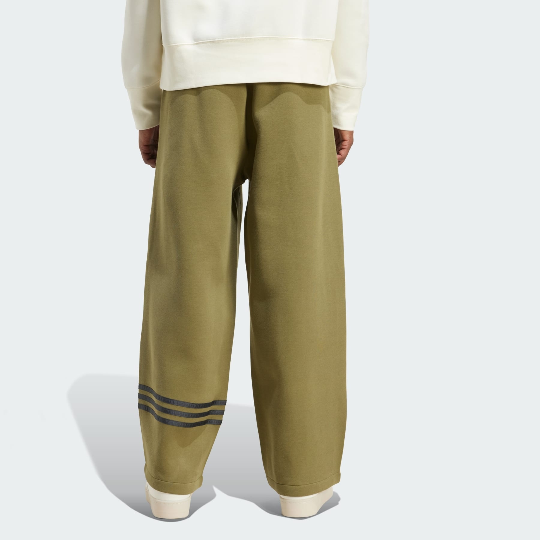 Neuclassics Sweatpants - 3