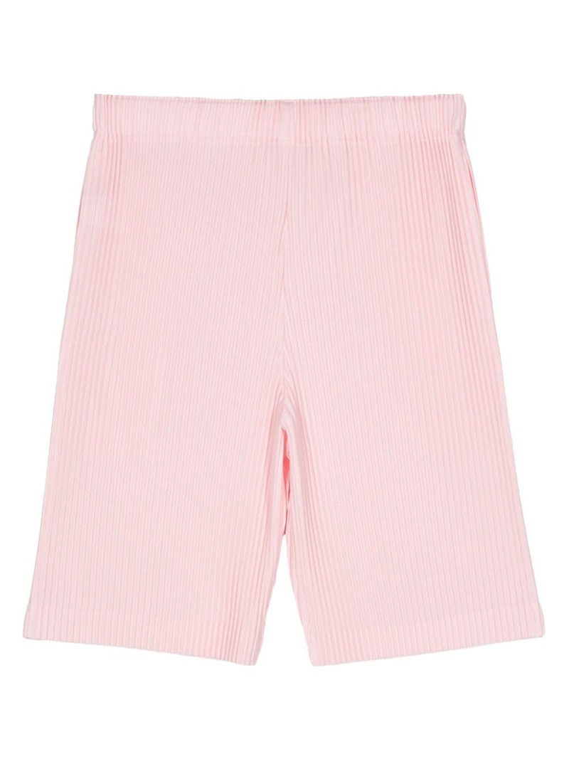 ISSEY MIYAKE straight-leg plissé shorts outlook
