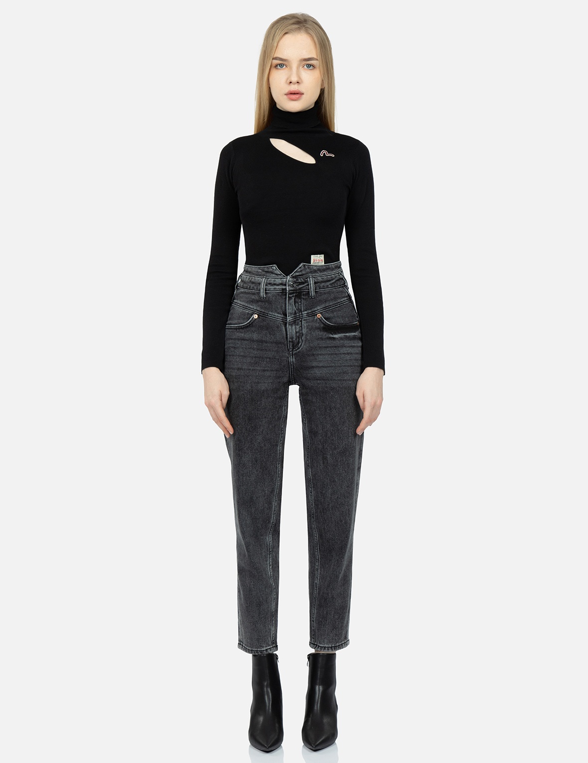 LOGO EMBROIDERY TAPER JEANS - 6