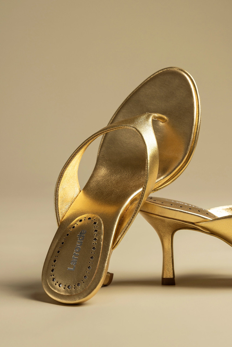 Gaia Sandal In Gold Metallic Leather 5