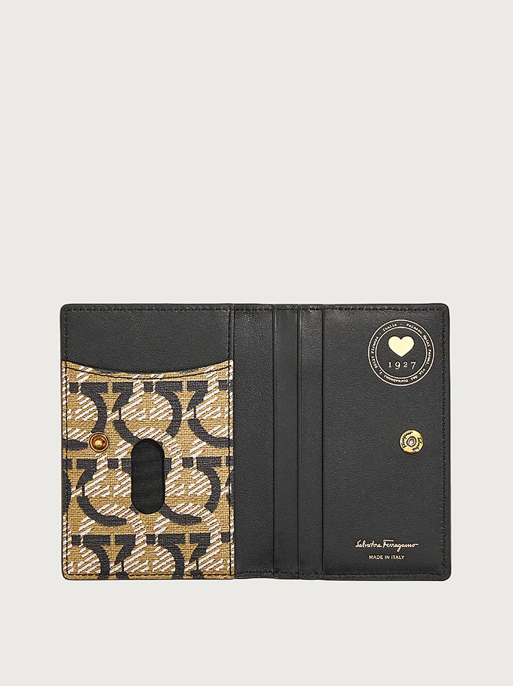 CREDIT CARD HOLDER - 4