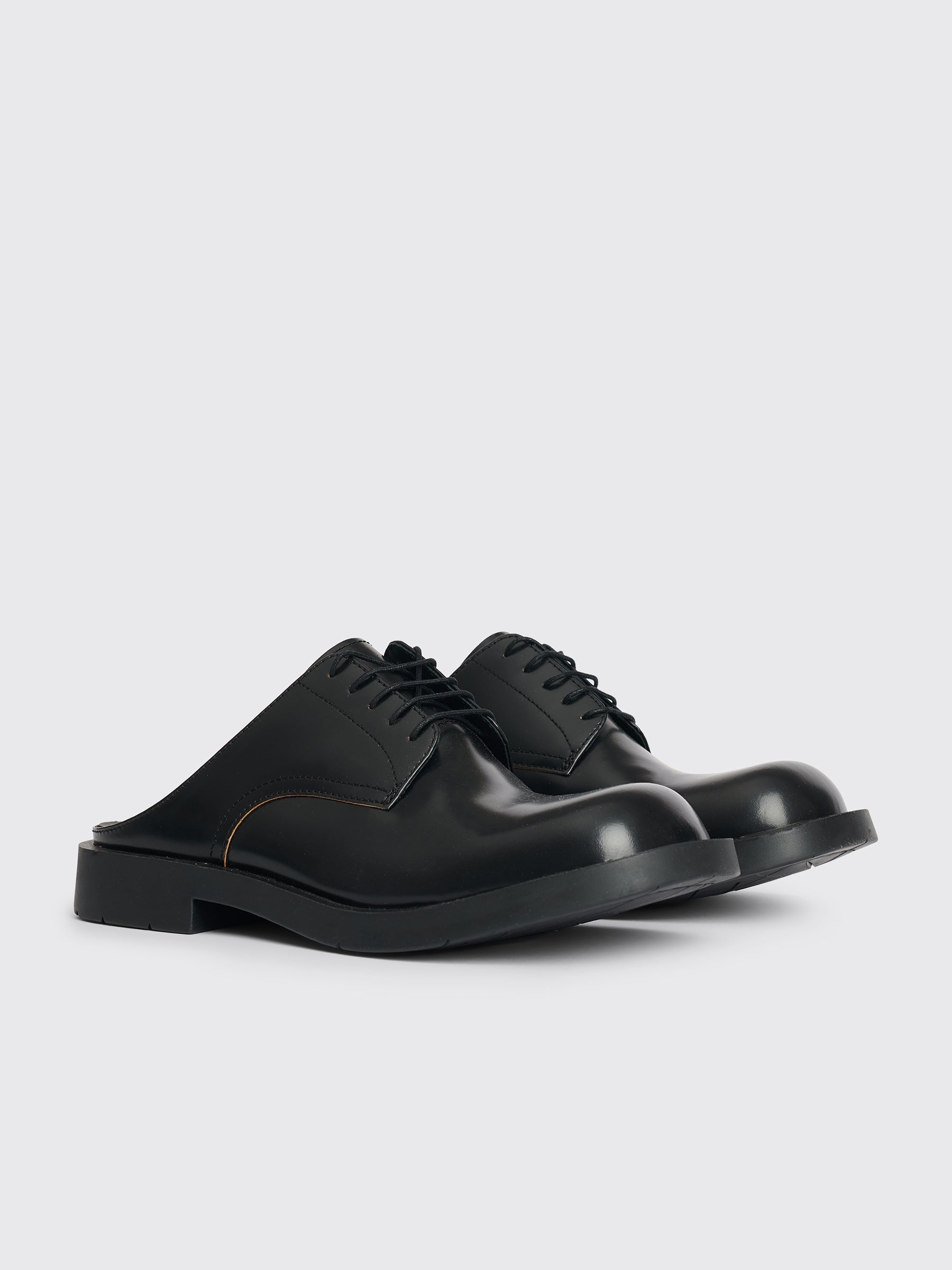 CAMPERLAB CAMPERLAB NEUMAN FORMAL CLOGS BLACK | REVERSIBLE