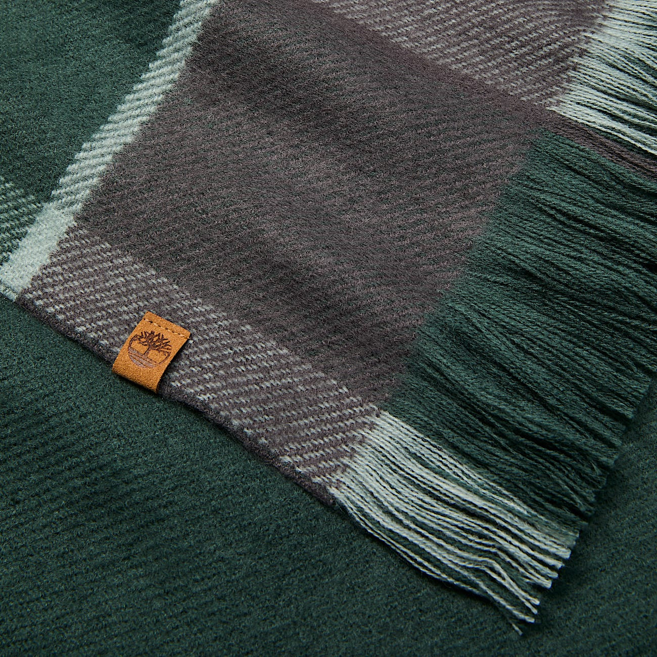 Women's Reversible Blanket Scarf - 2