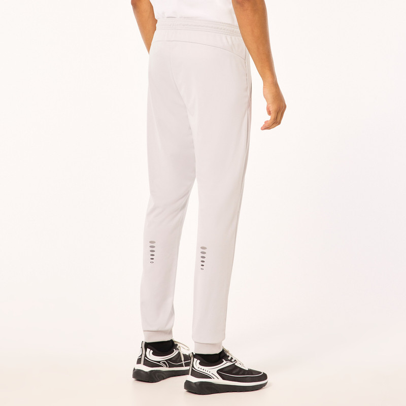 Foundational Pant 3.0 5