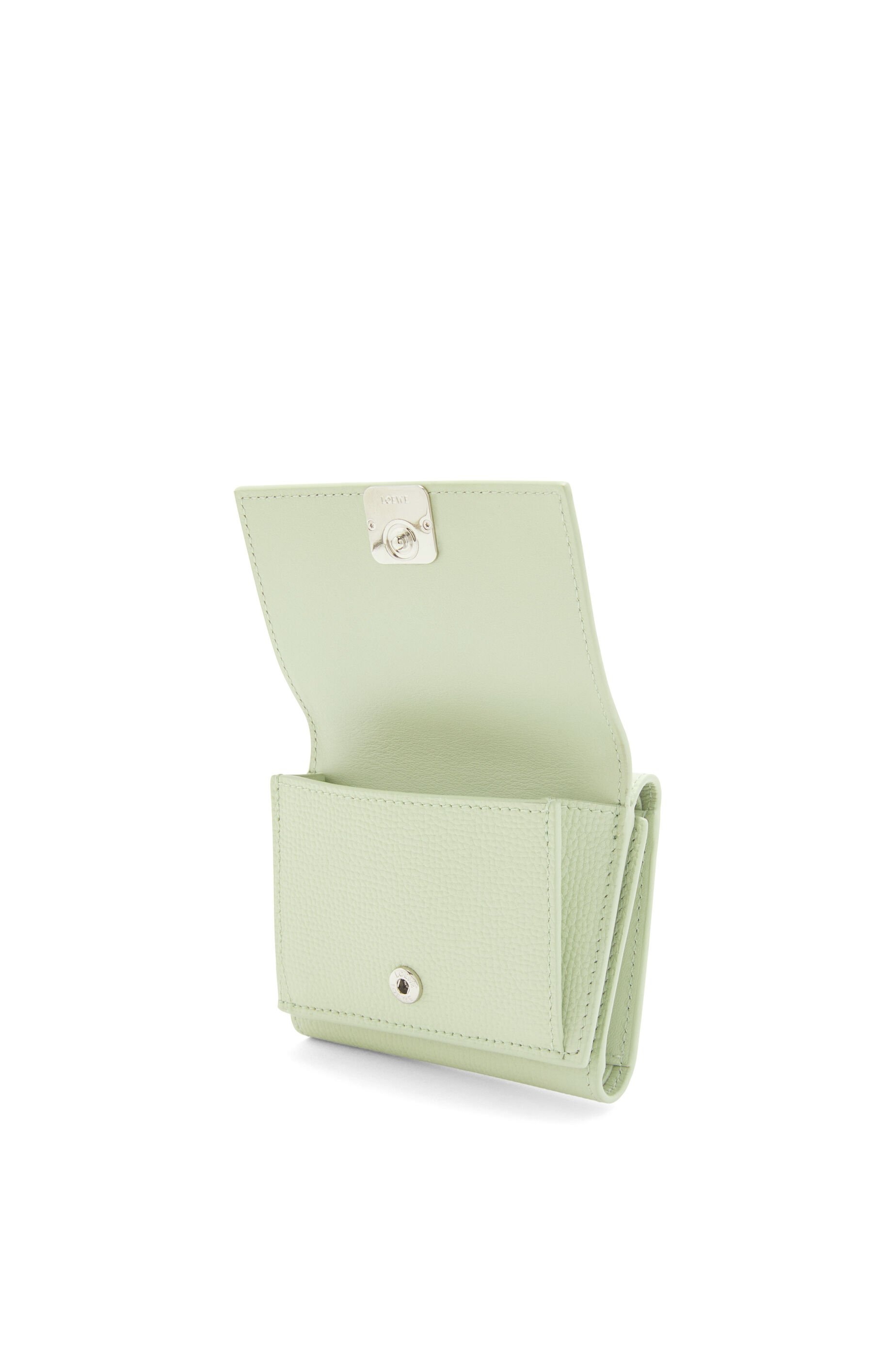 Anagram trifold wallet in pebble grain calfskin - 3