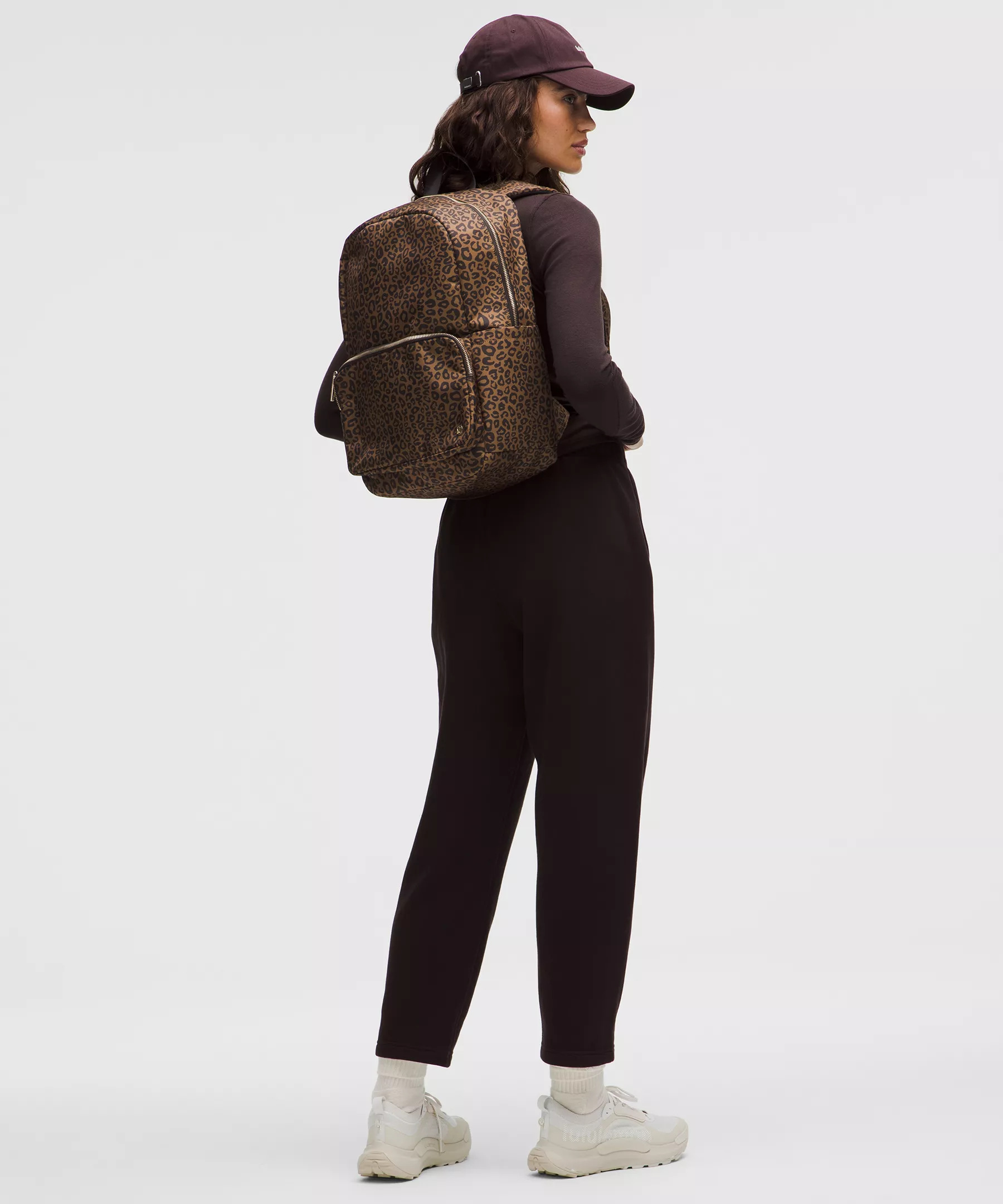 Everywhere Backpack 22L *Metal Hardware - 2