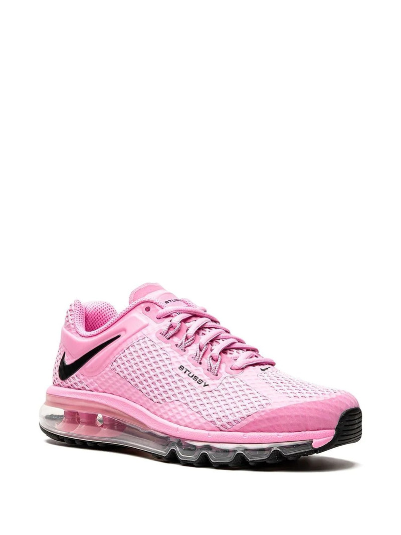 Nike Air Max 2013 sneakers outlook