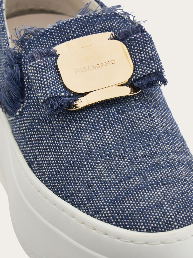 New Vara plate slip on 6