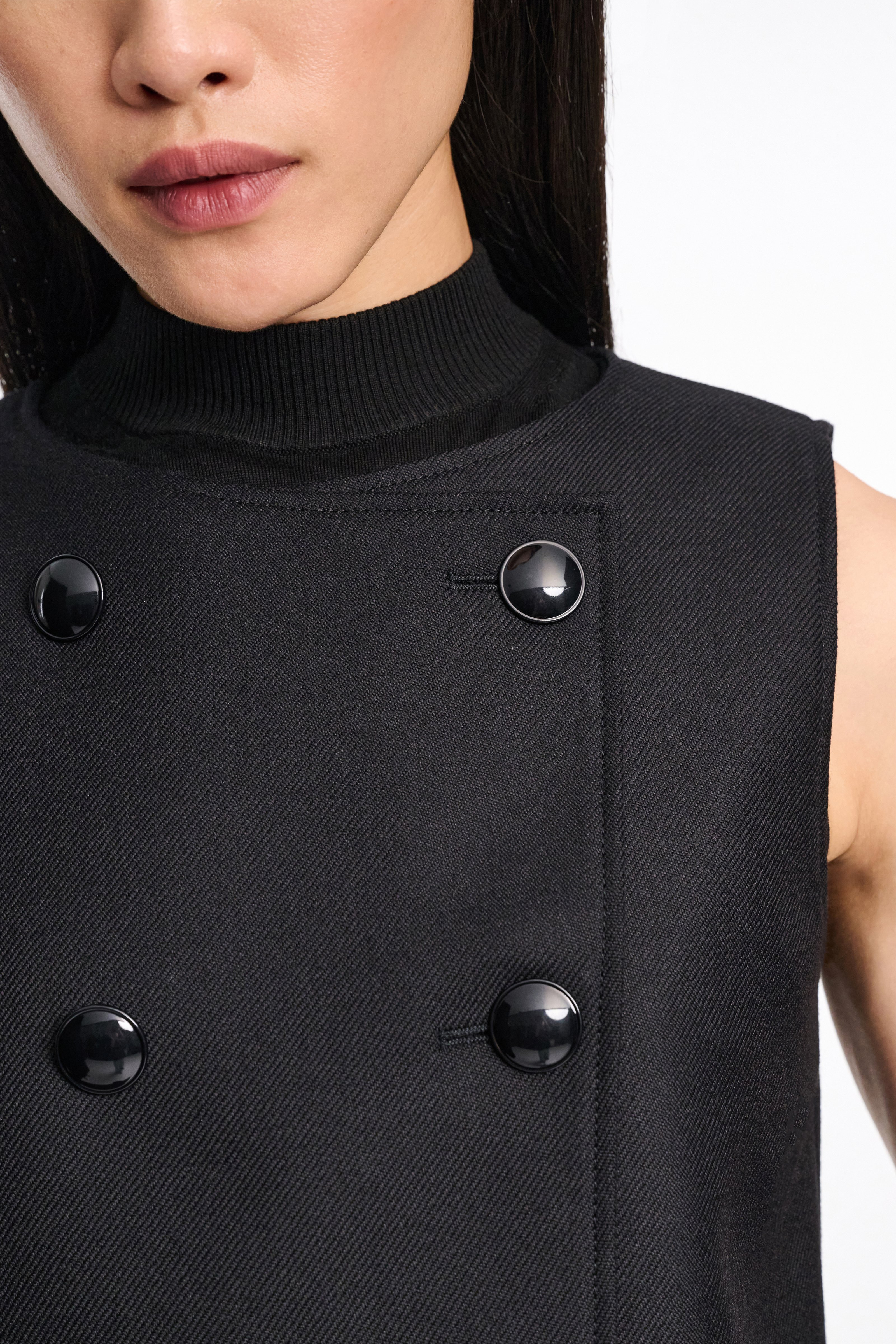 STRIKING COOLNESS vest - 4
