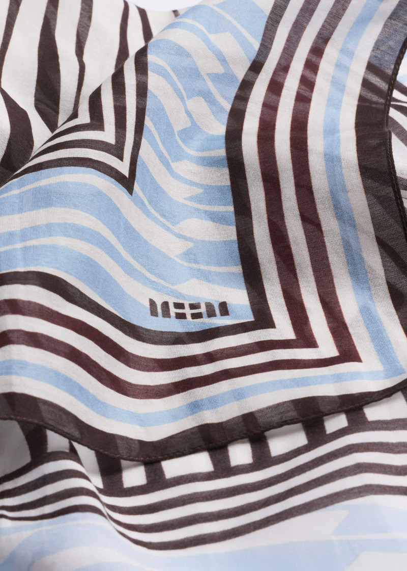 ME+EM Border Scarf outlook