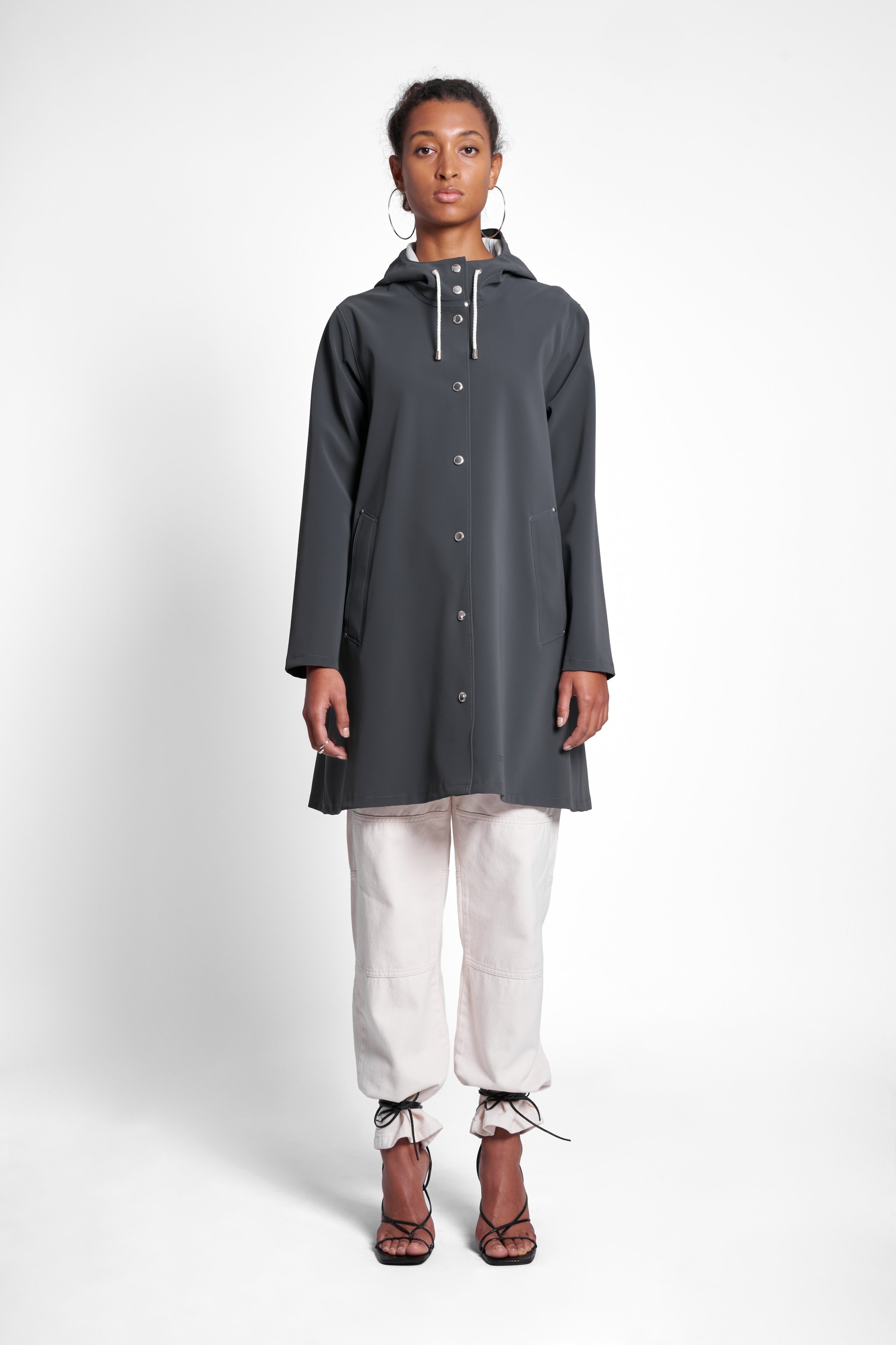 Mosebacke Matte Raincoat Charcoal - 2