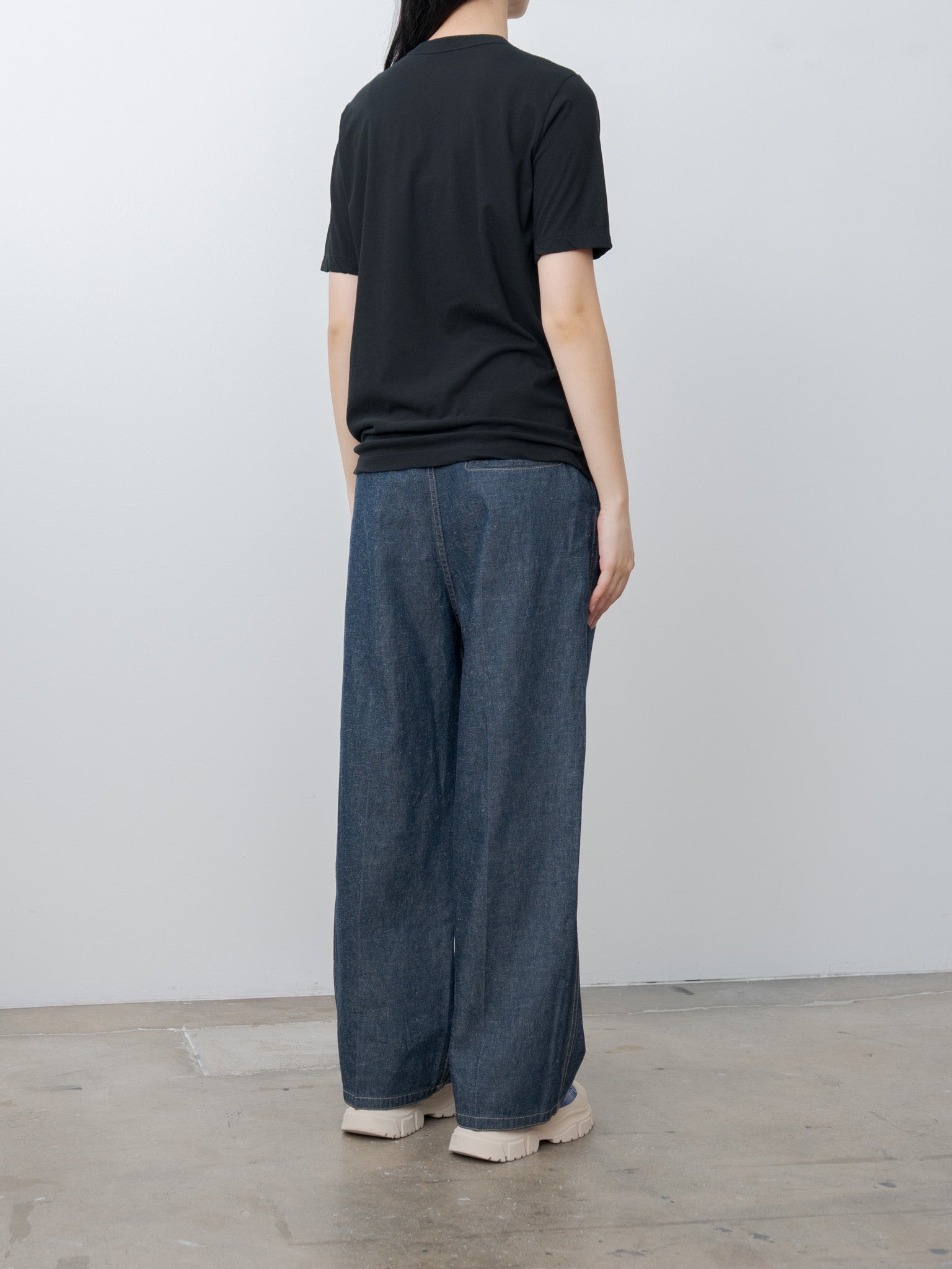 Fresca Single Jersey Standard T-Shirt - Black - 3