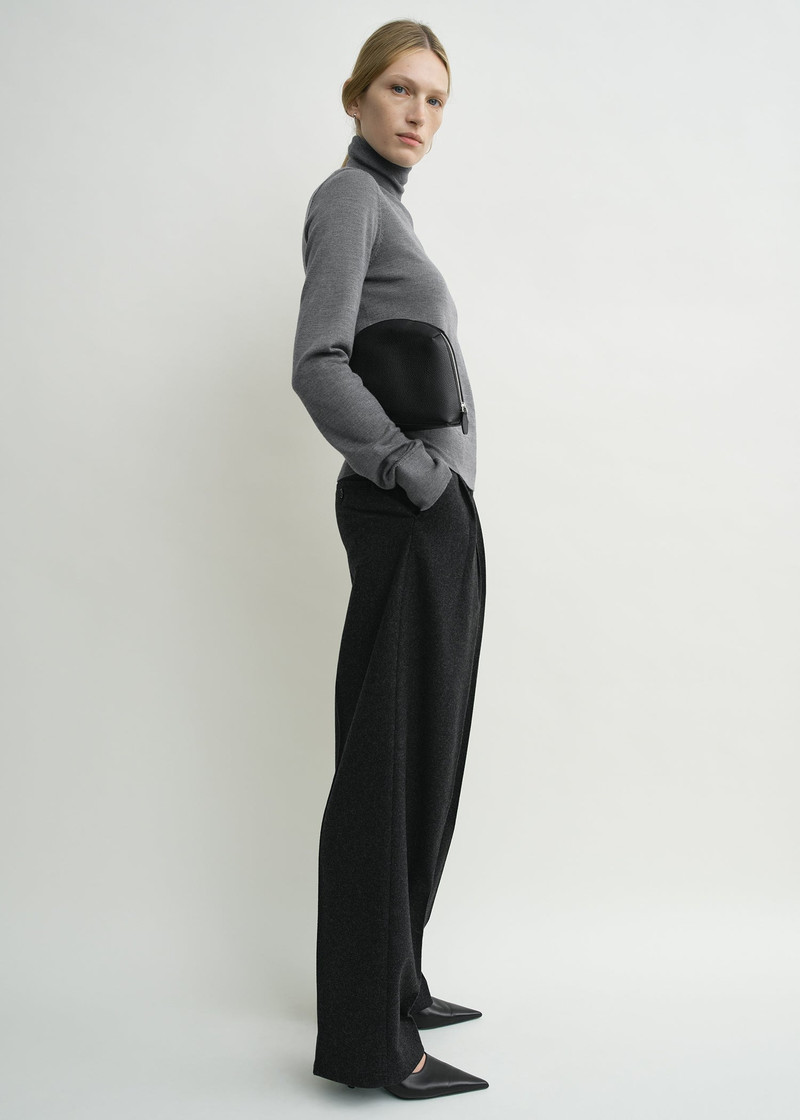 Fine turtleneck charcoal 3