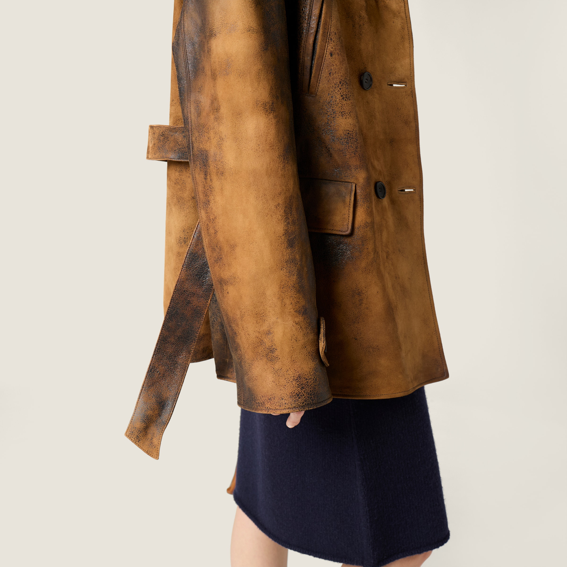Double-breasted waxed suede caban jacket - 5