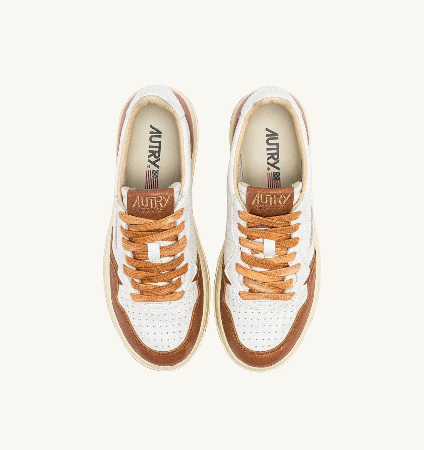 MEDALIST LOW SNEAKERS IN WHITE AND SANDSTORM LEATHER - 5